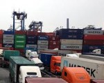 Chi phí vận tải tăng 300% vì thiếu container rỗng
